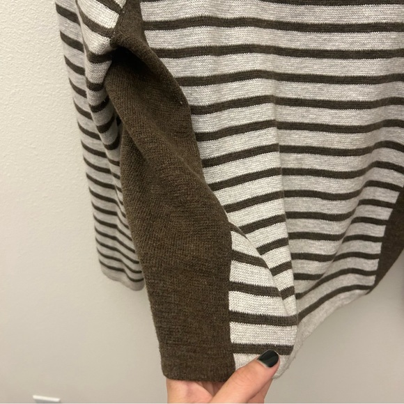 Madewell Striped Sweater (Size S) - Picture 3 of 3